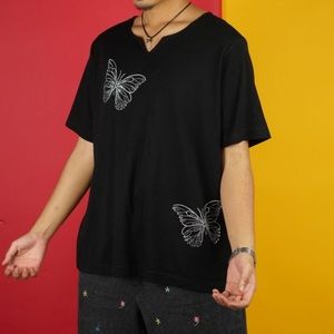 Vintage 90’s rhinestone butterfly T-shirt 🦋